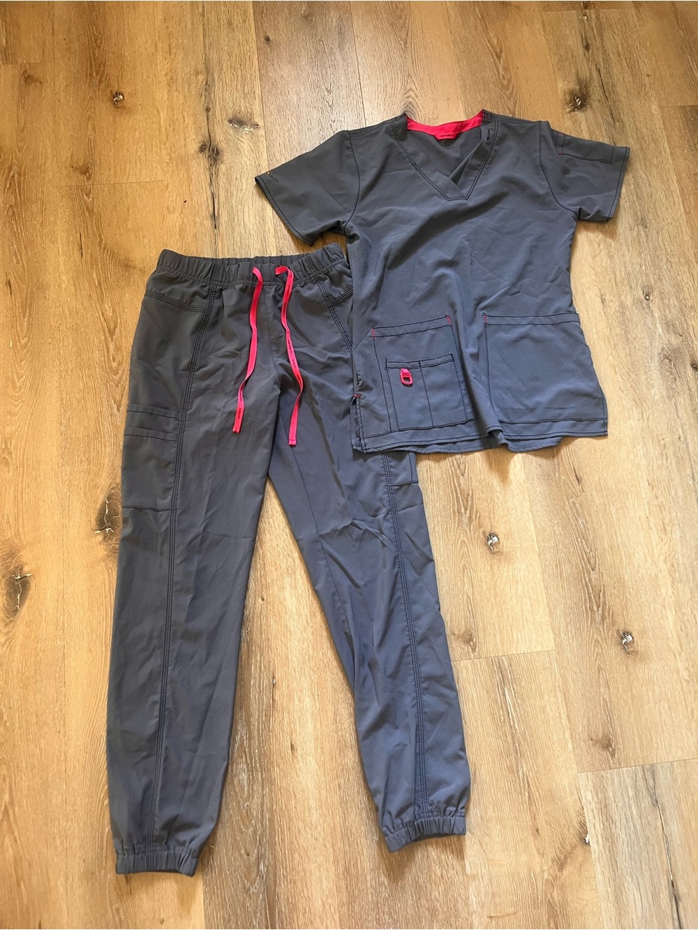 Charcoal Carhartt Scrub Pants with Pink Drawstring XS imperfection on sleeve